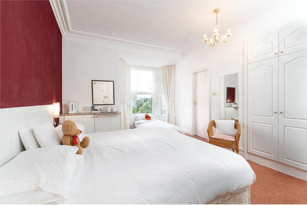 Anglesey House Bed and Breakfast Llandudno Esterno foto