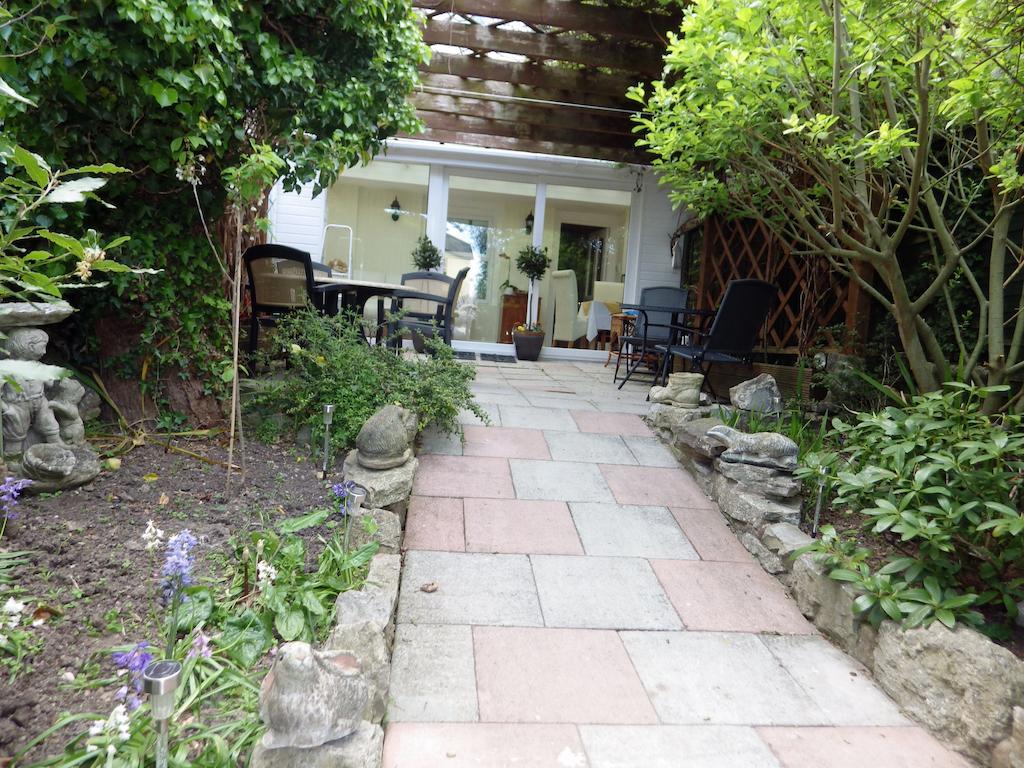 Anglesey House Bed and Breakfast Llandudno Esterno foto