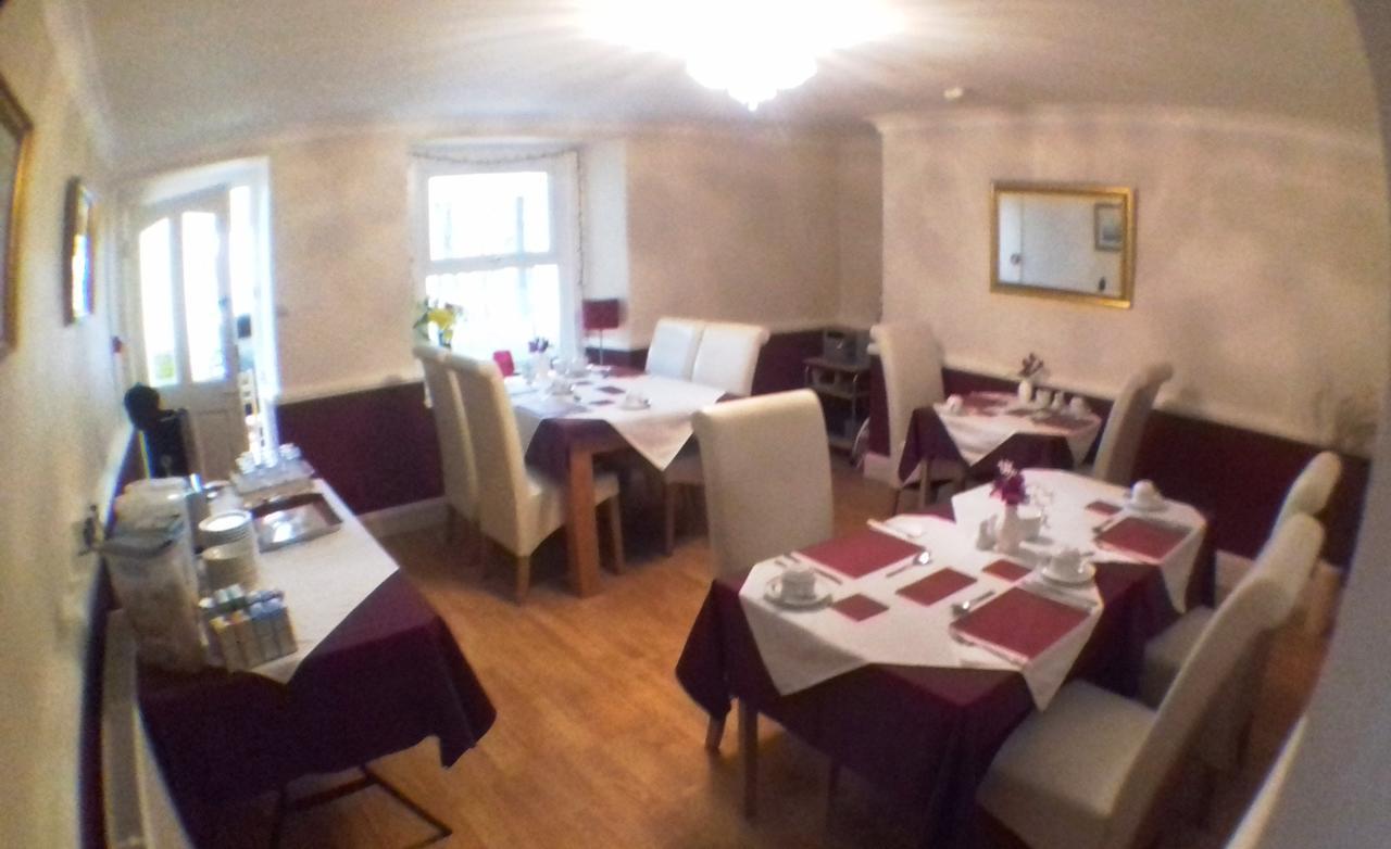 Anglesey House Bed and Breakfast Llandudno Esterno foto