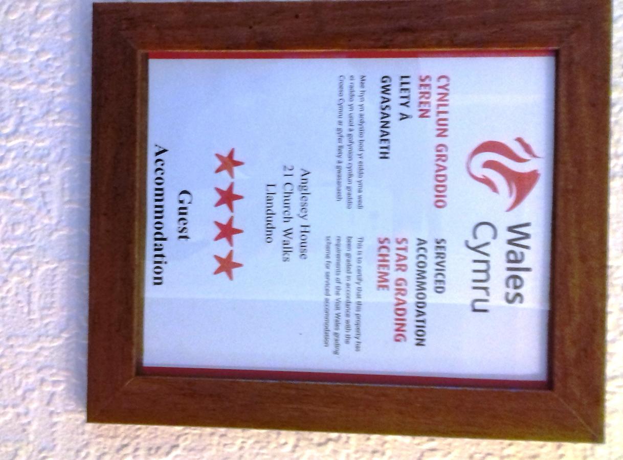 Anglesey House Bed and Breakfast Llandudno Esterno foto