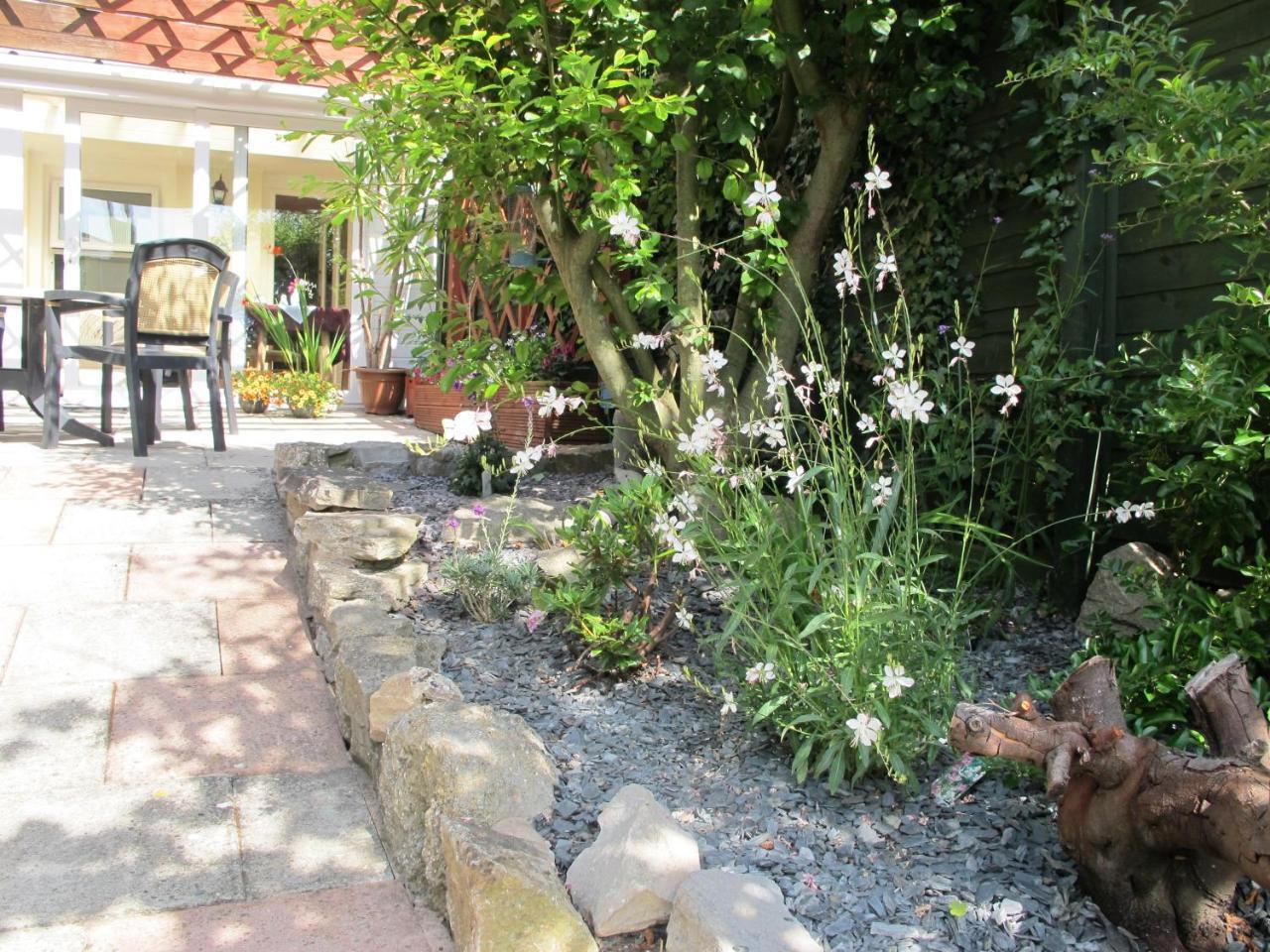 Anglesey House Bed and Breakfast Llandudno Esterno foto